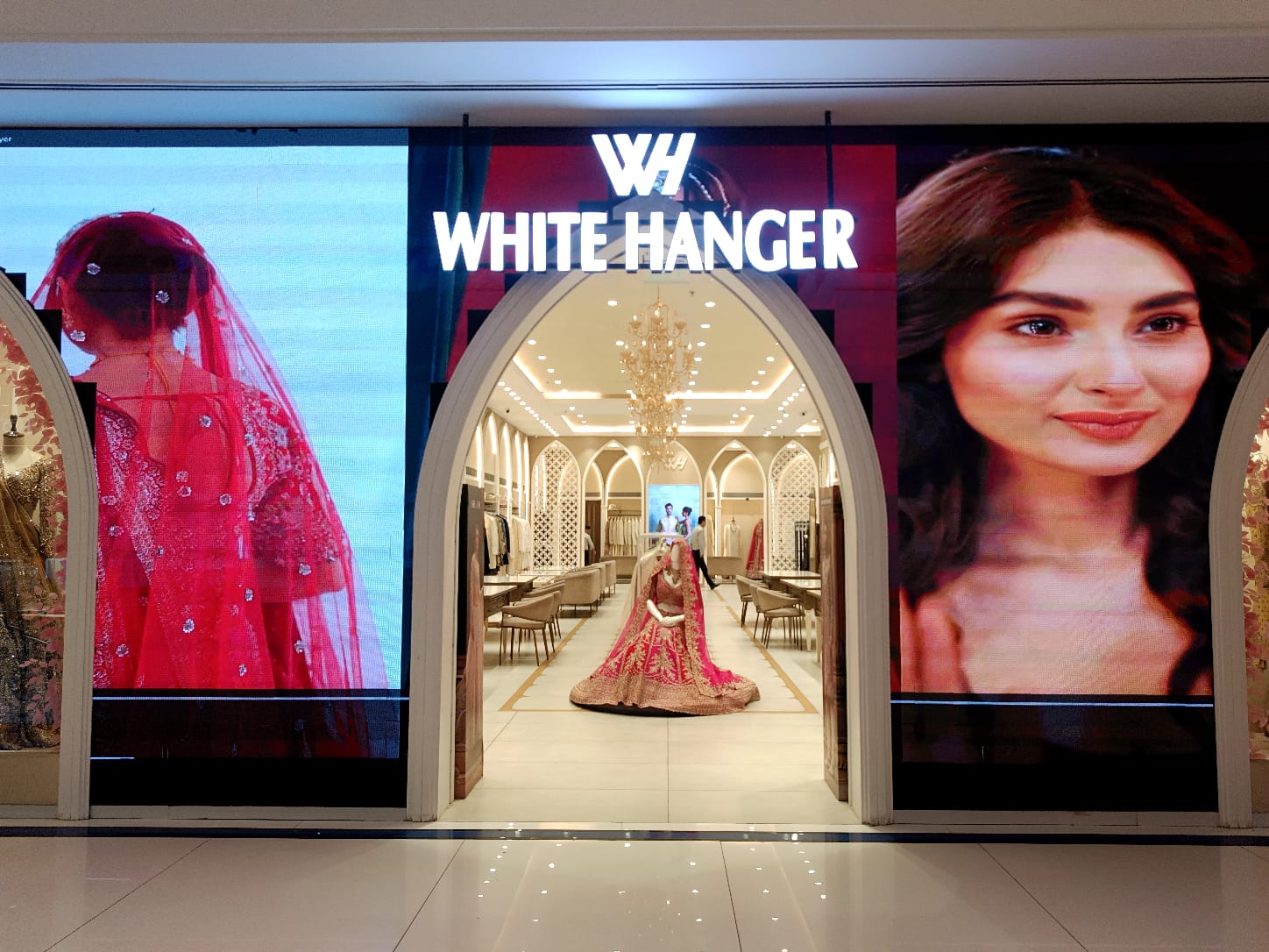 White Hanger Chandni Chowk storefront